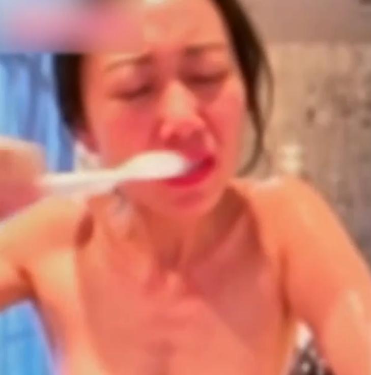 中际旭创线上会议误开摄像头,参会人员洗漱画面意外投上大屏