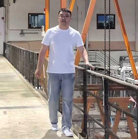 抖音刘大师被曝与李珍珍泰国同行 工地霞姐与前任赵山河卷入感情风波