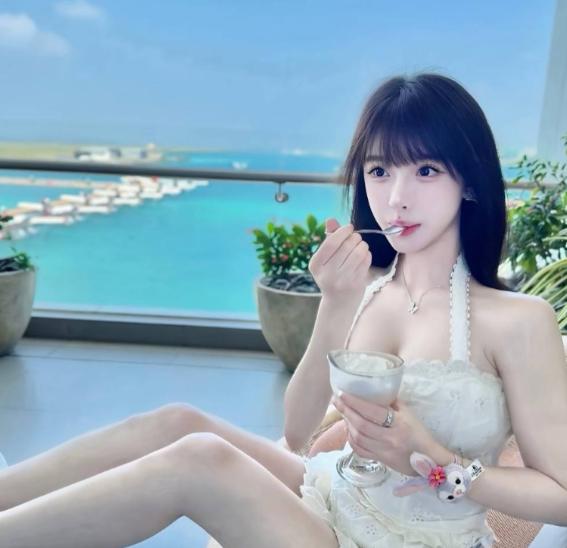 好运美女Viki被高漪明曝出轨 上海前任三四百万投入引发争议