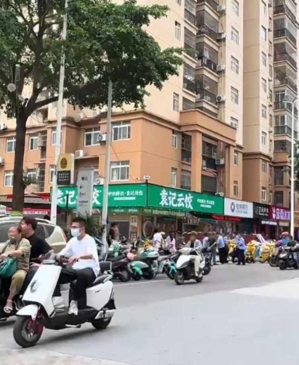 南宁袁记云饺门口女子坠楼身亡 捉奸与赌球传言尚无定论