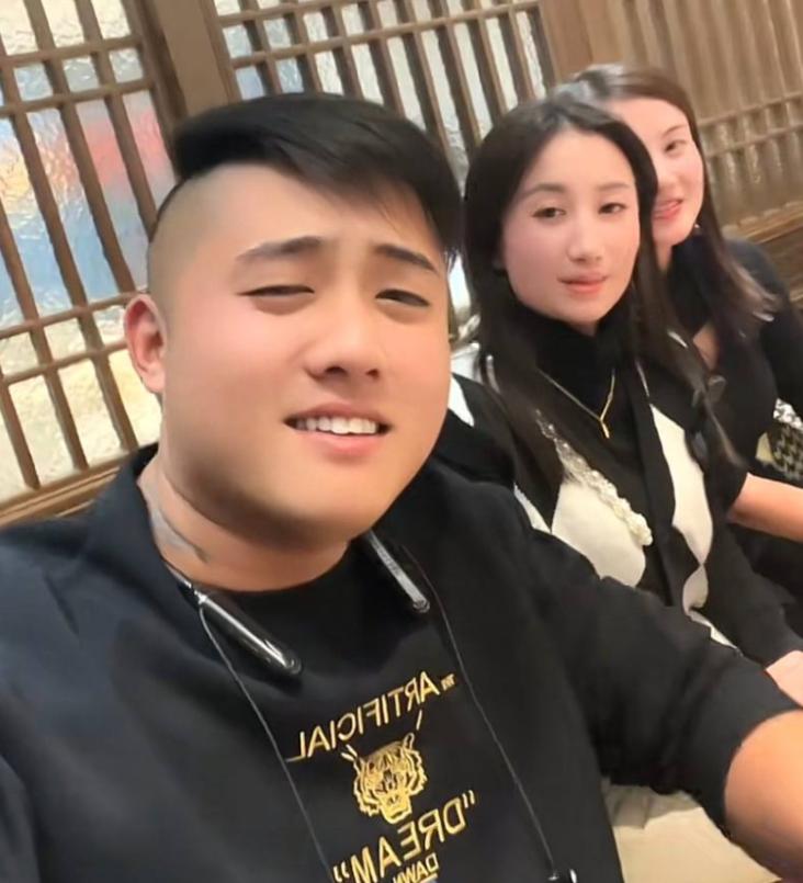 卡车网红迎迎被丈夫卡车啊蛋公开指责感情越界，夫妻账号陷入争议