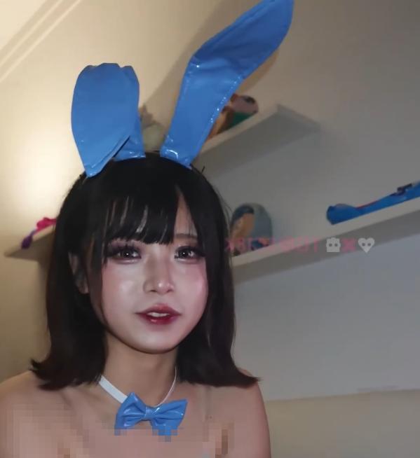 咕姆gomu连换兔女郎与女仆造型 甜美外形下的角色反差很强