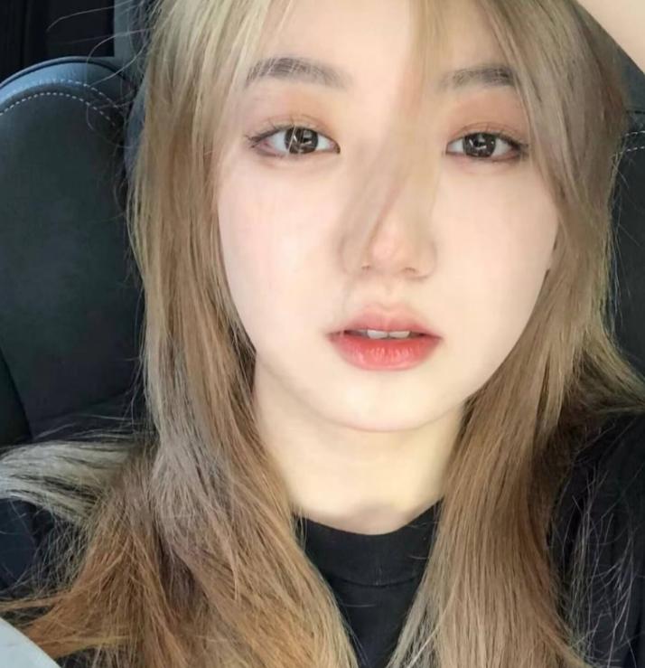 抖音网红橙汁被质疑抄袭，女友眳记公开聊天记录指控其出轨