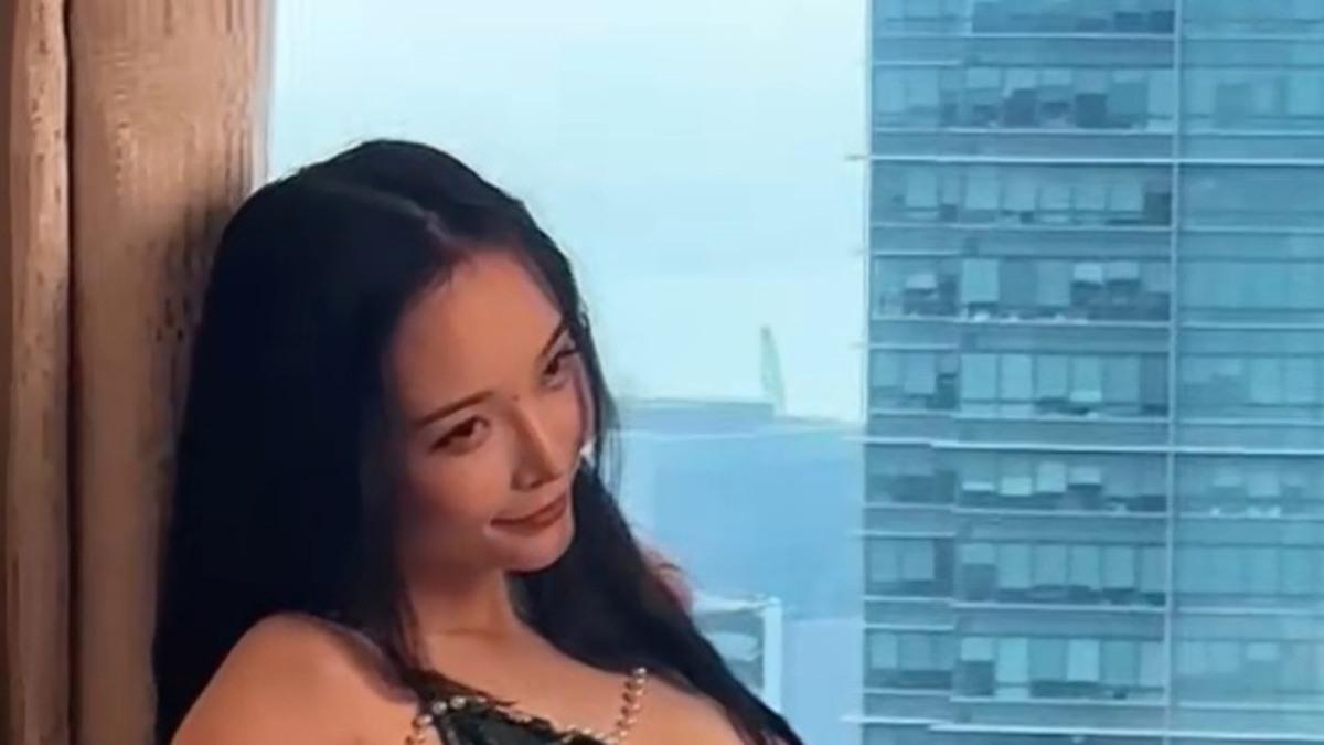 孙禾颐JennyPinky酒店窗边造型