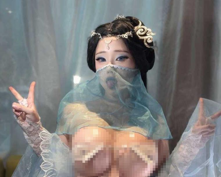 钛合金TITI《蓝环天琊》古风造型亮相 蓝纱遮面呈现清冷气质