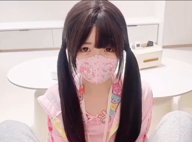 白虎喵双马尾主题作品 甜美造型与主动角色形成鲜明反差