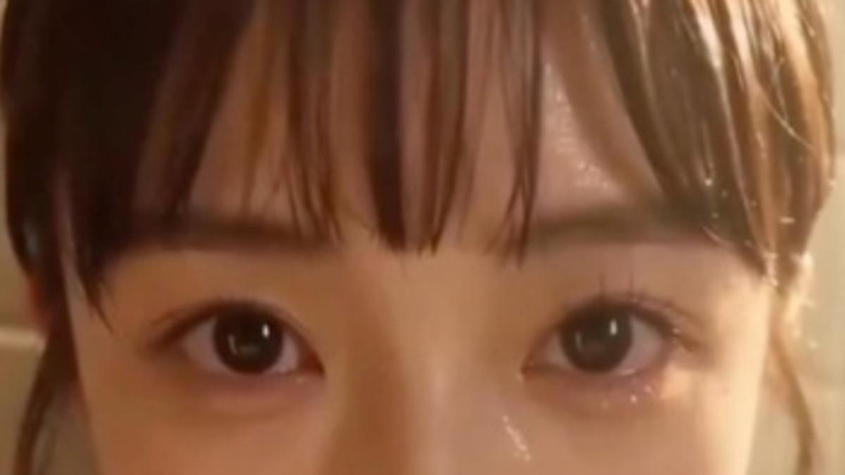 母女日常母亲人物近景