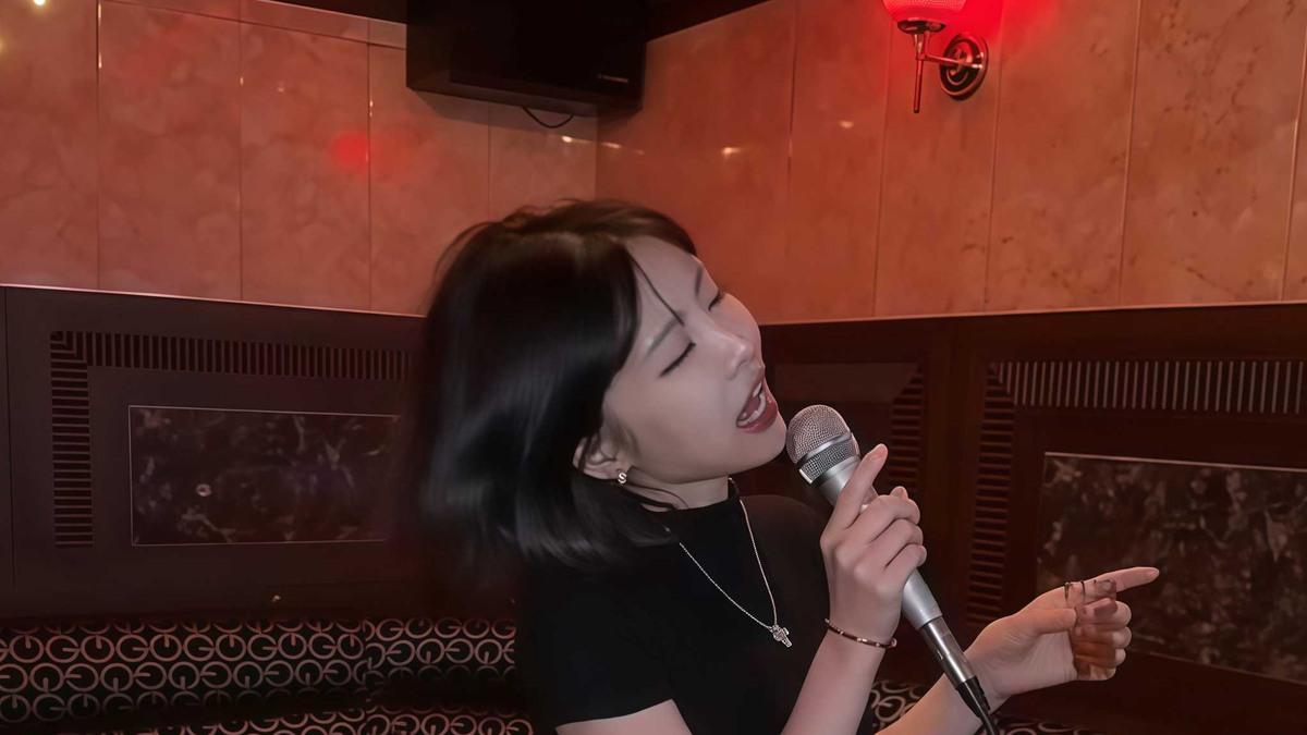 徐婉BJ在KTV包房唱歌