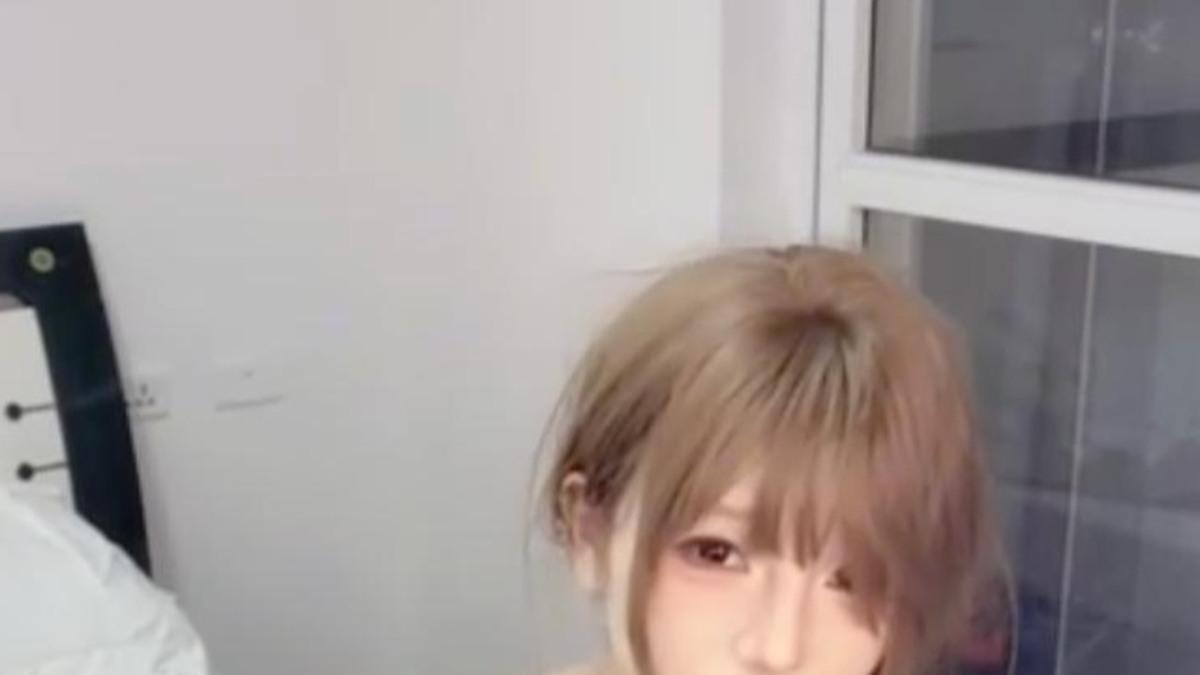 茉莉璐室内人物镜头