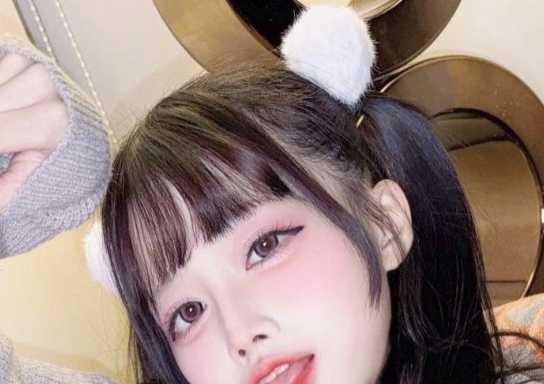 冲田凜花Rinka沙发自拍视频面部画面