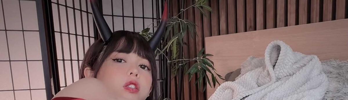 Kittyxkum榻榻米房间面部近景