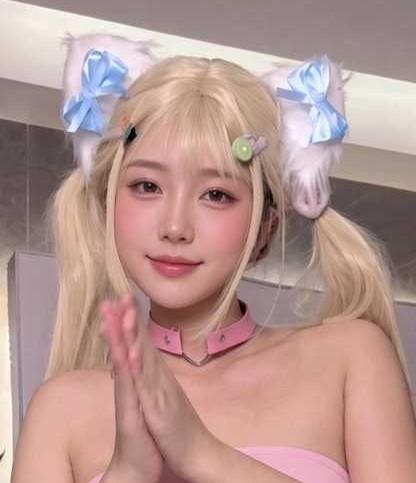 小仙云室内舞蹈头肩近景