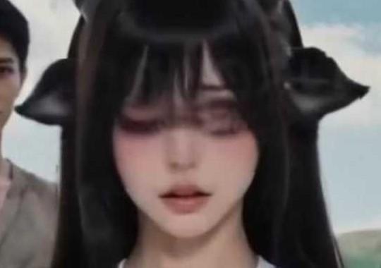 牧场中的牛角长发角色近景