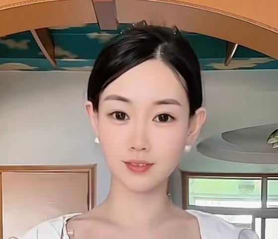 易县赵漂亮室内头肩画面