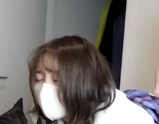 玩偶姐姐游戏陪玩2中的卧室近景