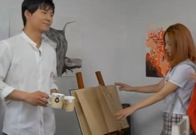 我的课 Bad Class中正宇在画室与同学交谈