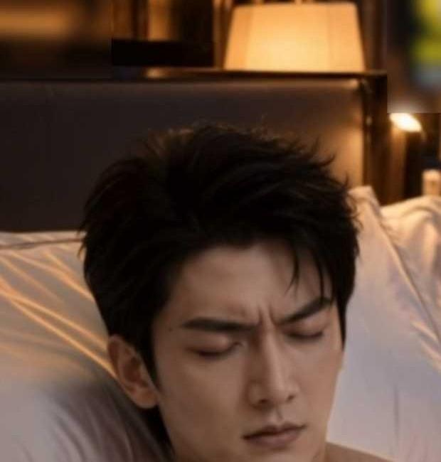 婚床上的复仇中妻子与男子在套房交谈