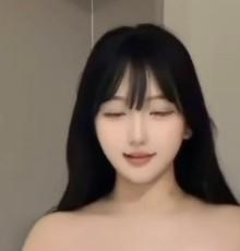 抖音花生酱白色造型近景
