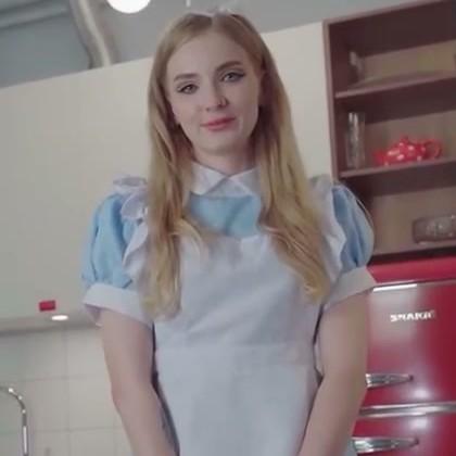 DollyRud女仆造型近景