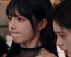 50元买断人妻中四名女子围在林天身边